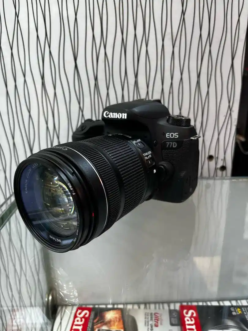دوربین حرفه ای کانن | Canon77D+18-135mm دست دو