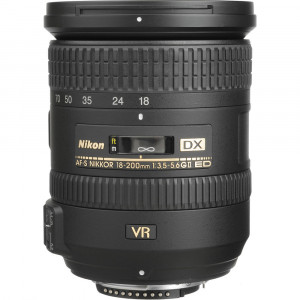 لنز نیکون AF-S DX NIKKOR 18-200mm f/3.5-5.6G ED VR II