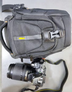 دوربین نیکون D5300 همراه لنز ۱۸-۱۴۰ میلی متر VR دست دو