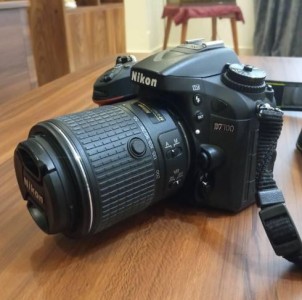 دوربین نیکون Nikon D7100 با ۲ لنز و لوازم جانبی دست دو