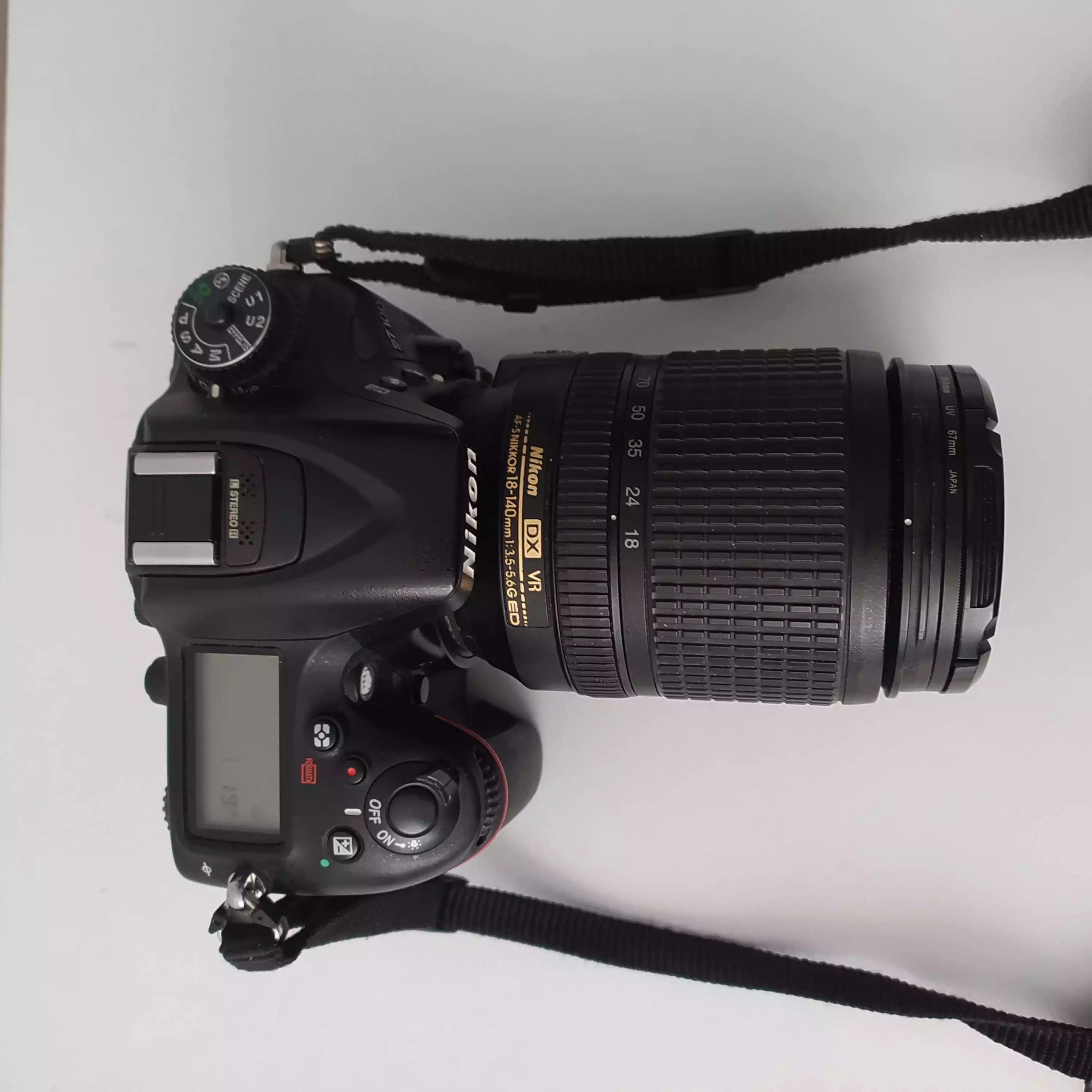 نیکون d7100 دست دو