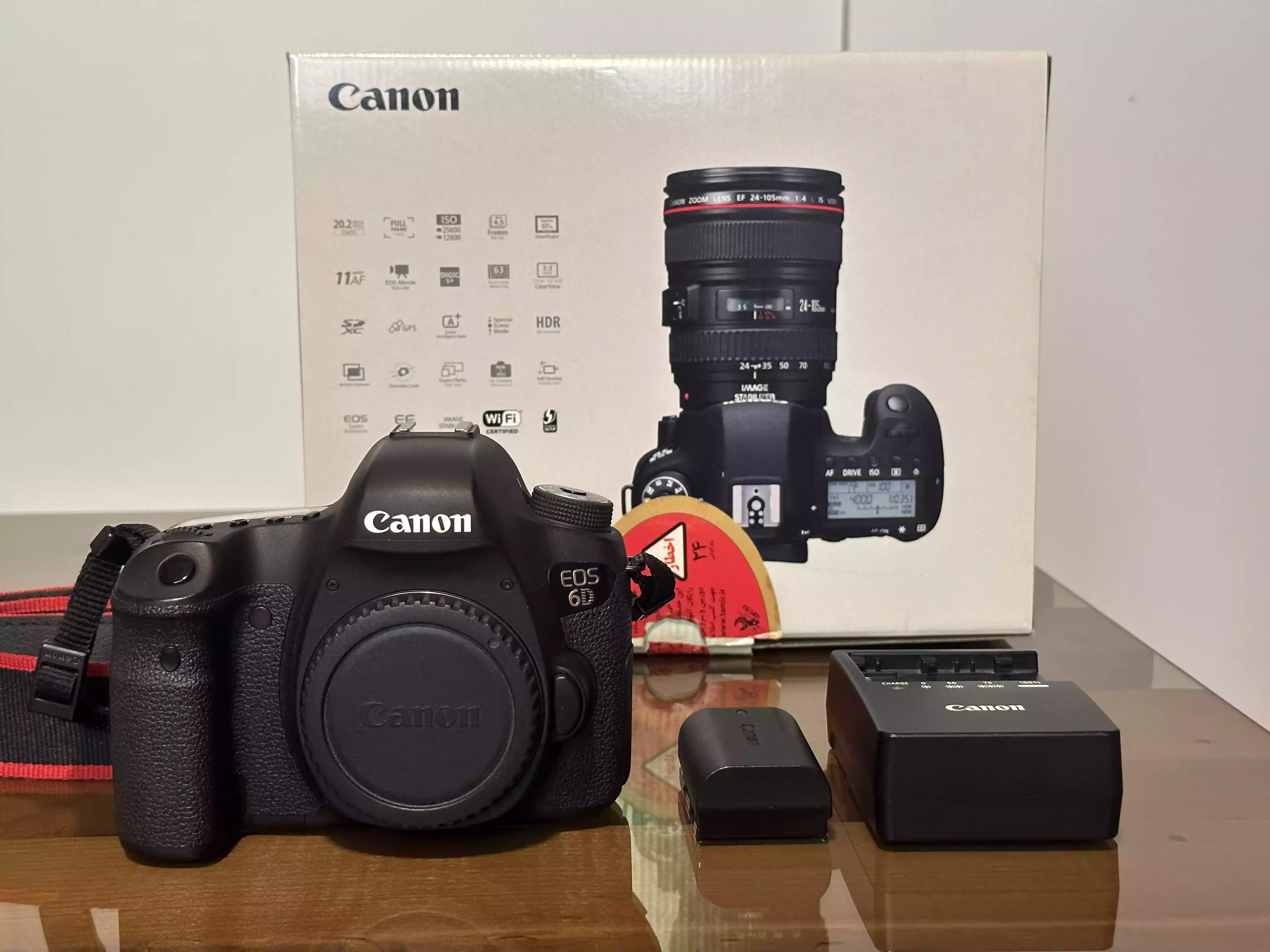 دوربین canon 6D دست دو