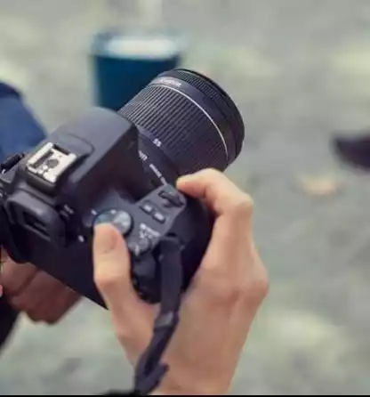 دوربین کنون 250d دست دو