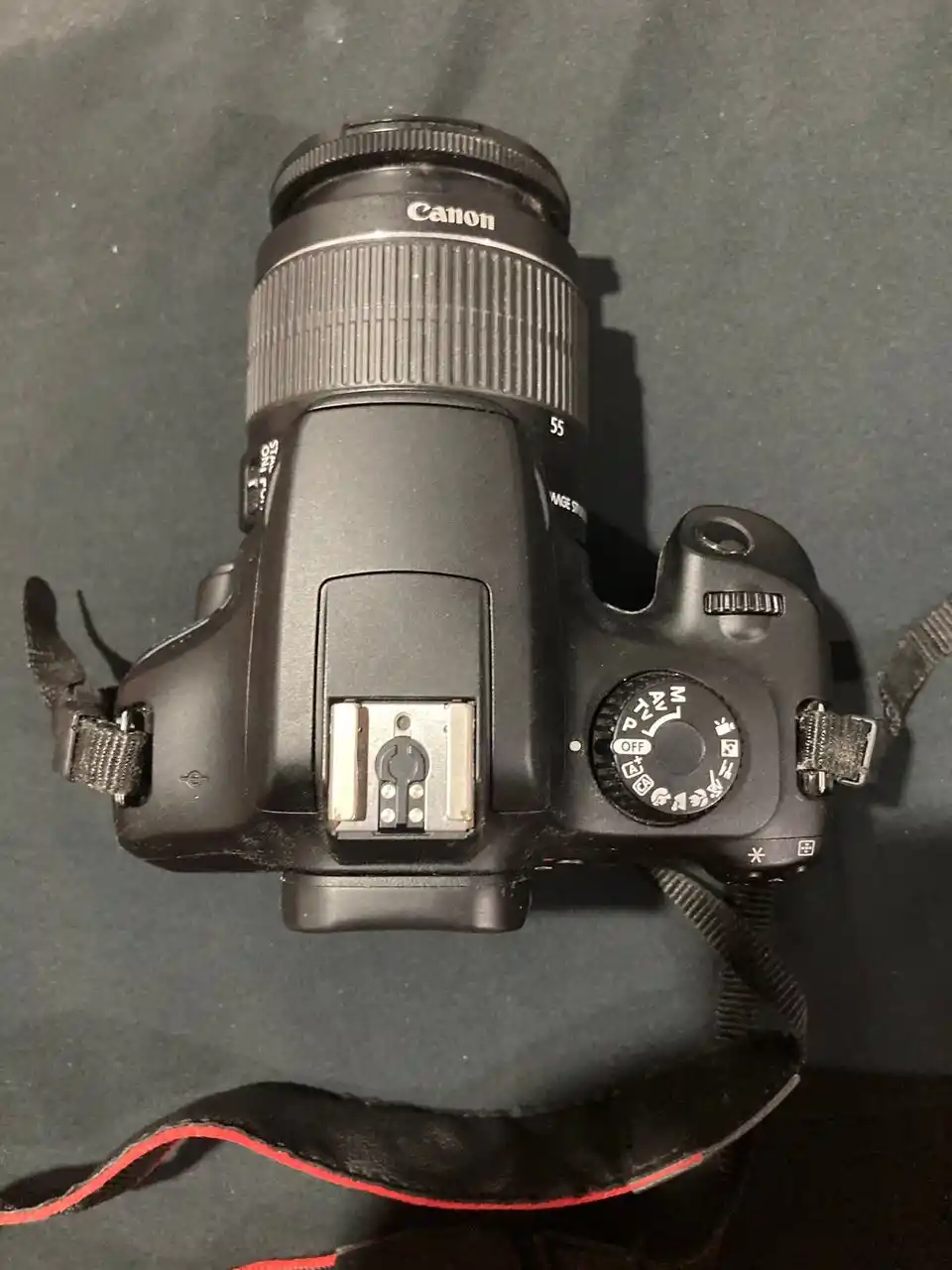 دوربین کنون 4000D دست دو