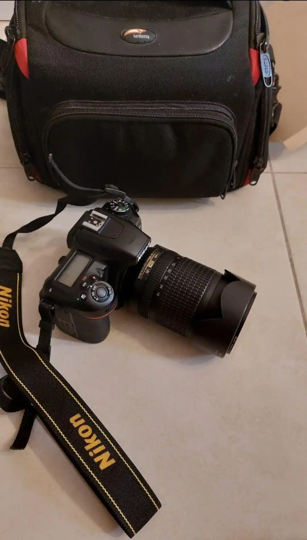 دوربین نیکن d7500 دست دو