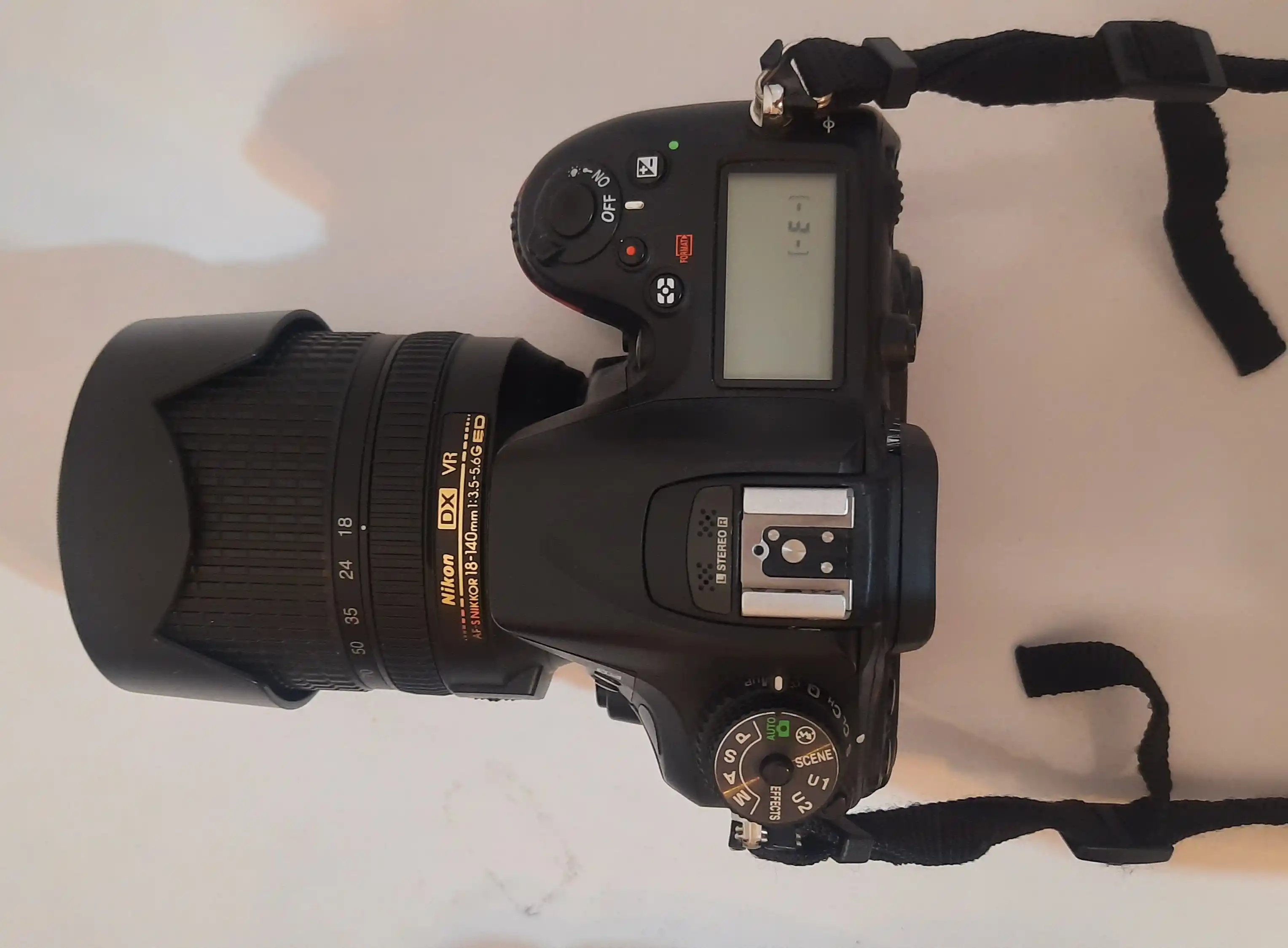 دوربین نیکون D7100 دست دو