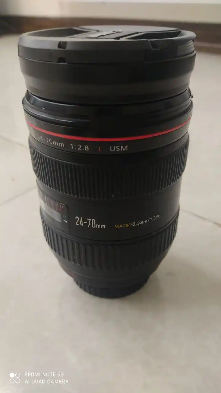Canon 24.70 دست دو