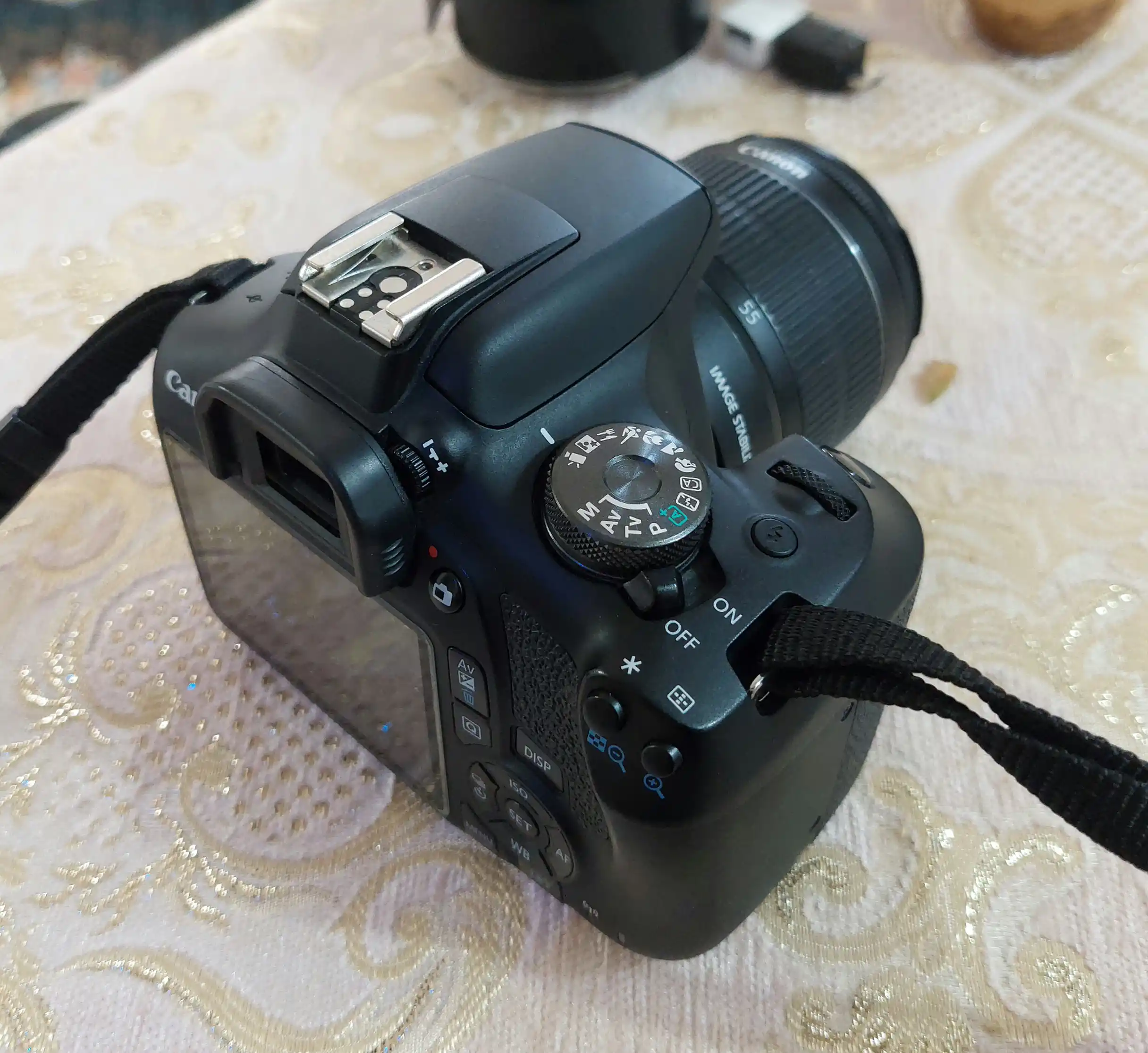 Canon 2000d دست دو