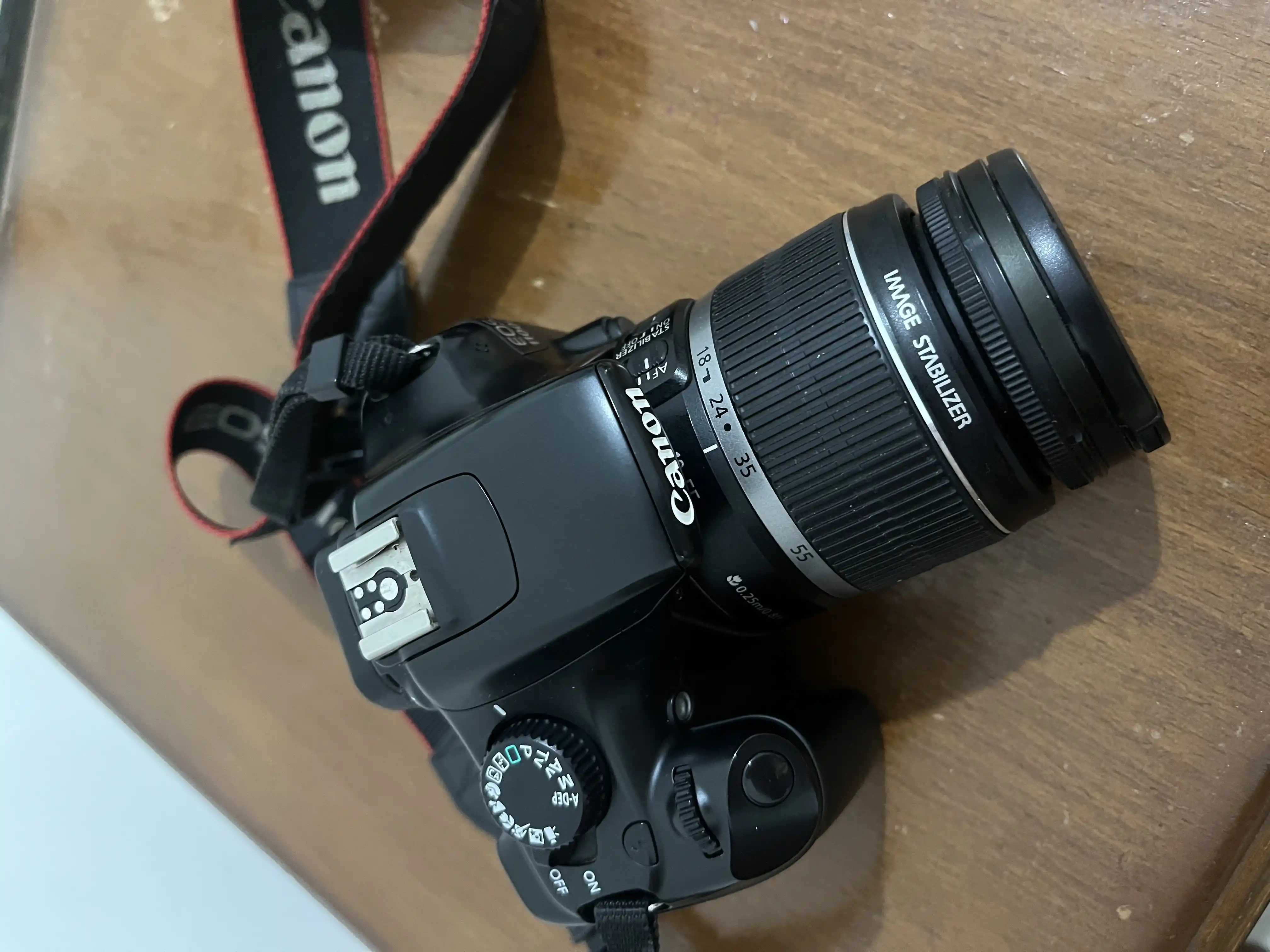 دوربین کانن d100 دست دو