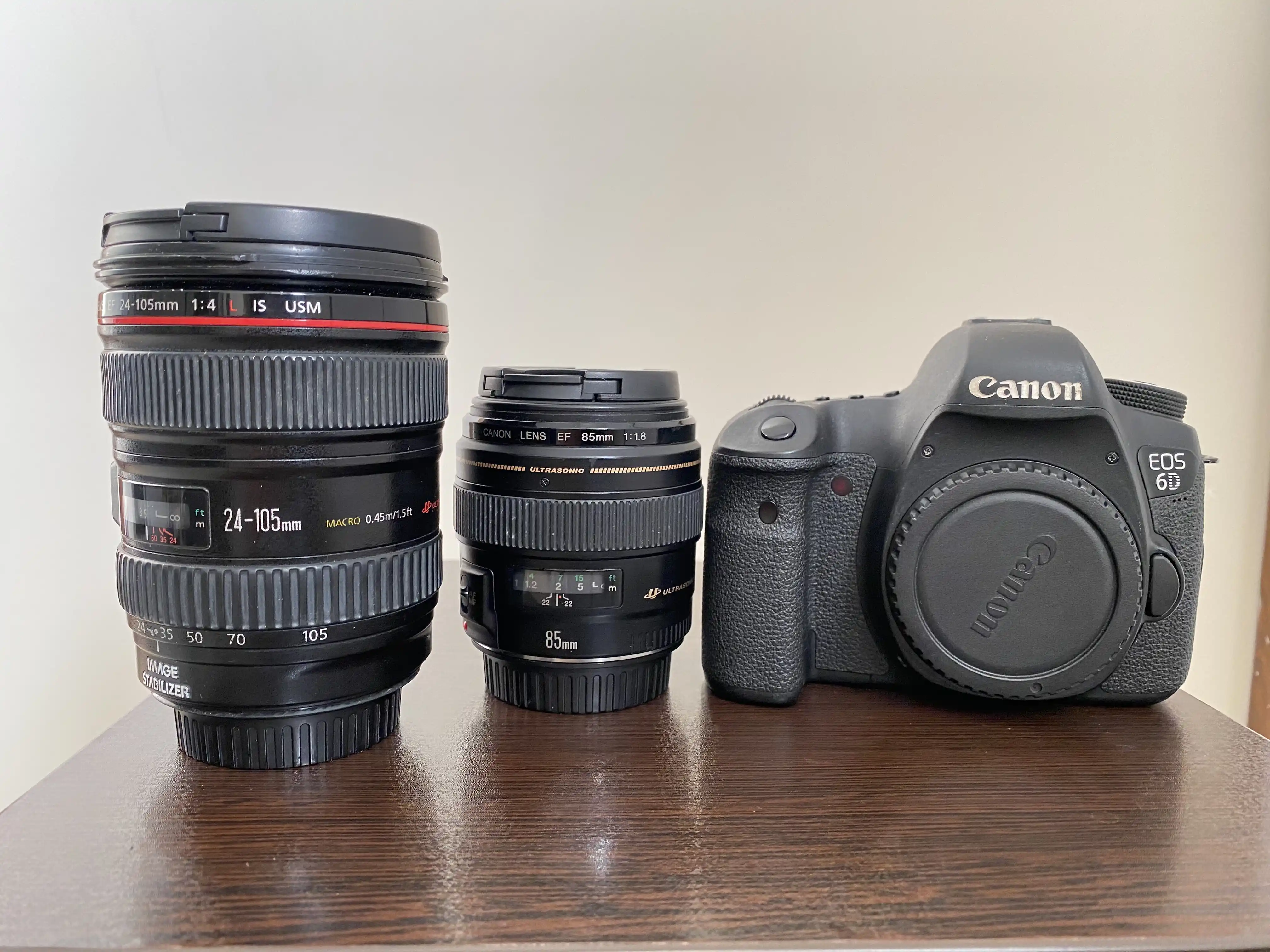 دوربین کنون 6D +  لنز 24-105 + لنز 85mm F1.8 + رم 128GB 200MB/s دست دو