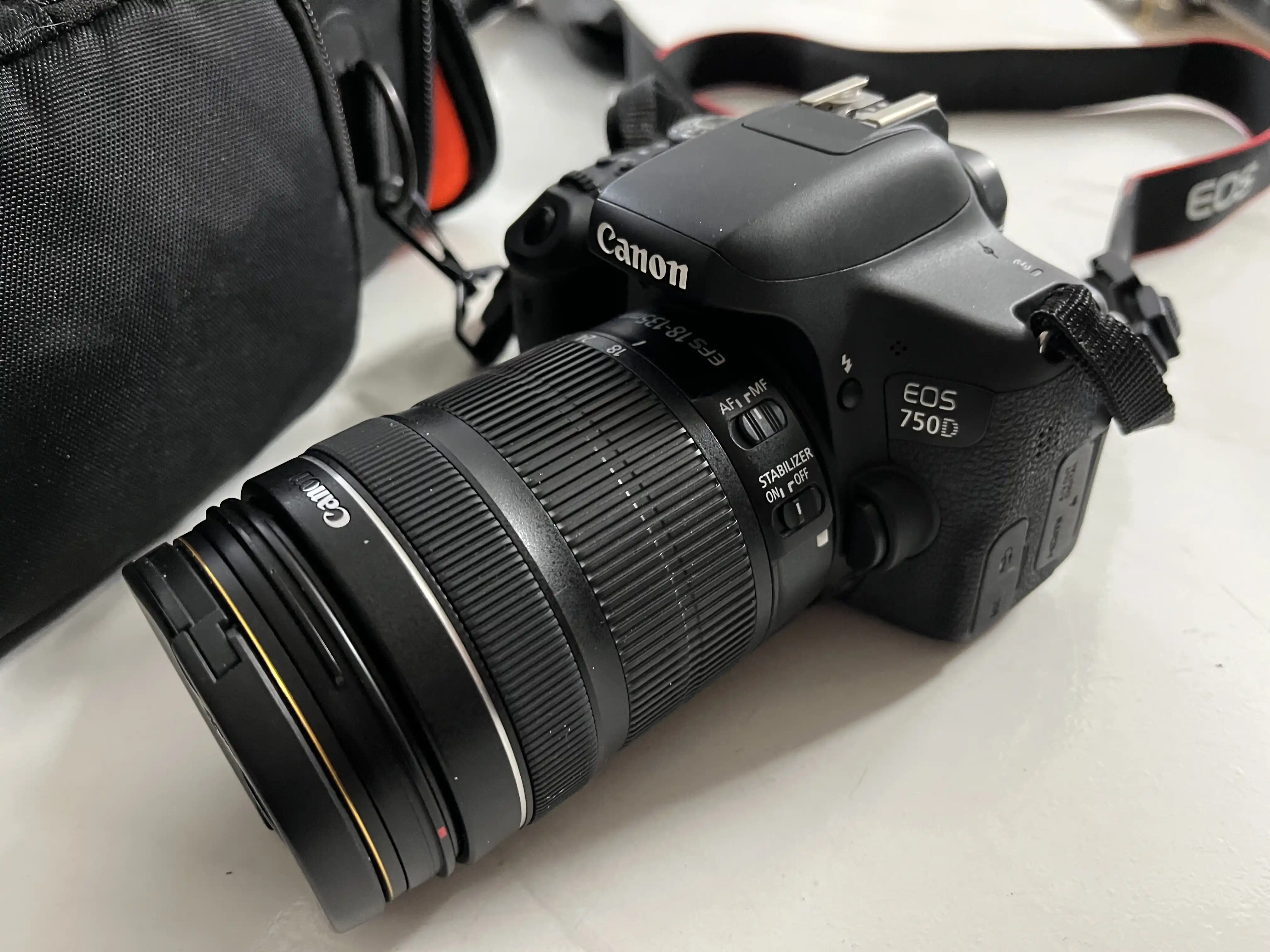 دوربین عکاسی کانن 750D + لنز 18-135 دست دو