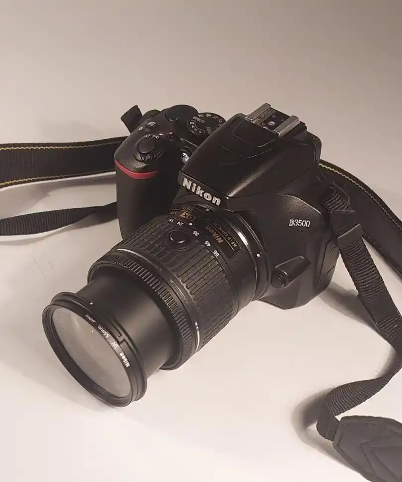 دوربین نیکون 3500d دست دو