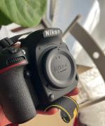 دوربین نیکون D7500 + 18-140mm بدنه دست دوم