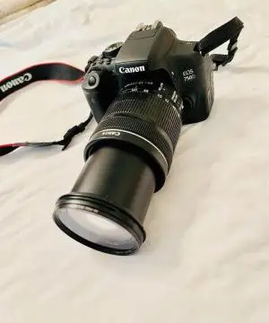 دوربین حرفه ای کانن | Canon 750D+18-55MM دست دوم