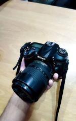دوربین نیکون D7200 + 18-140mm VR بدنه دست دوم