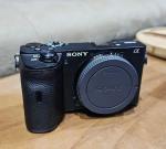 دوربین بدون آینه سونی a6600 + 18-135mm دست دوم