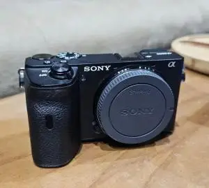دوربین سونی آلفا دست دوم