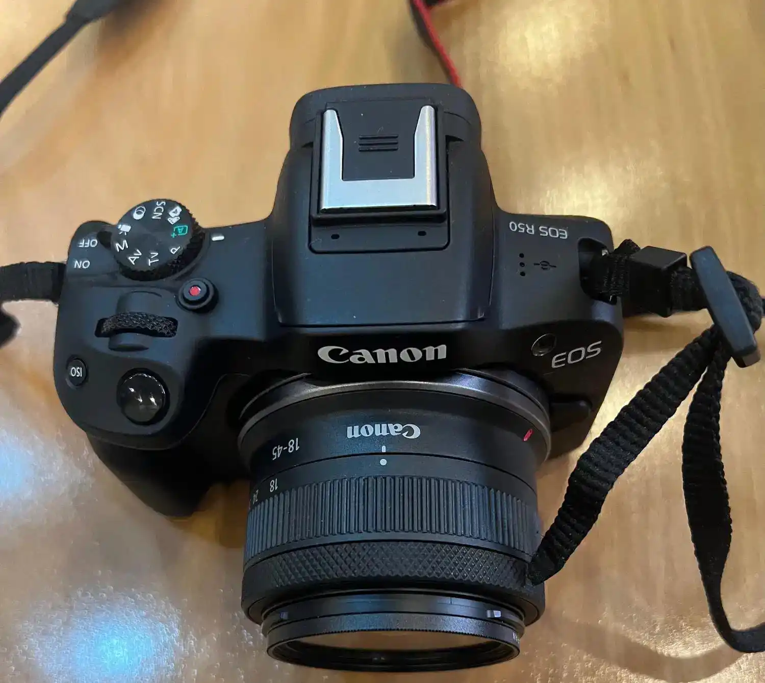 دوربین عکاسی کنون مدل ار۵۰ دست دو