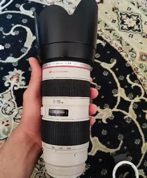 لنز 70.200  canon   f 2.8 دست دو