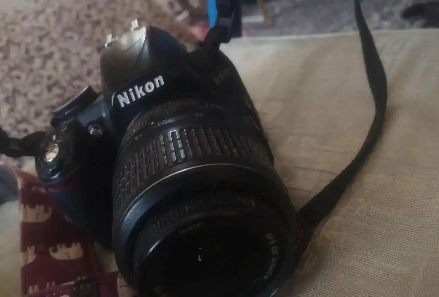 دوربین نیکون 3100d دست دو