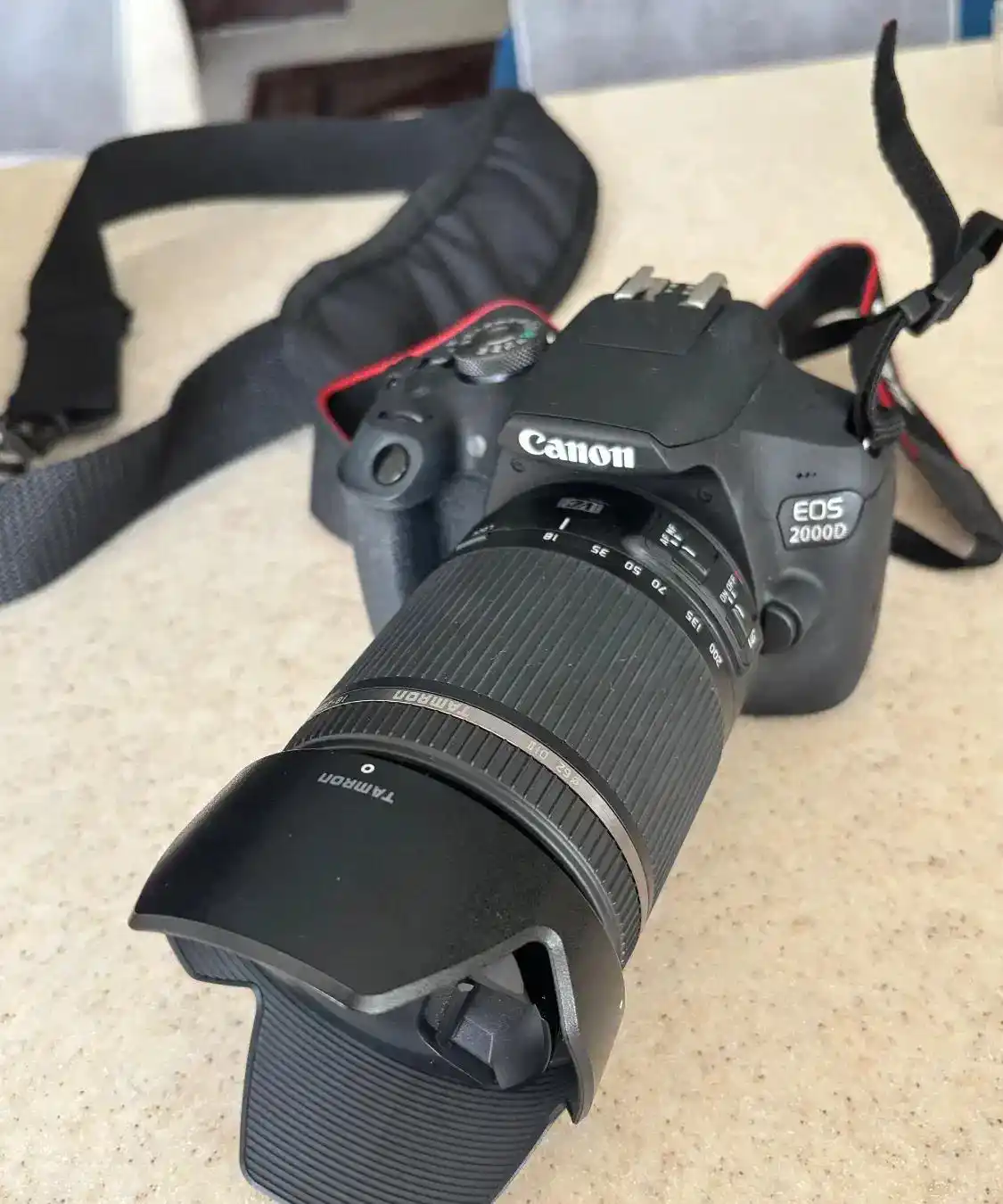 دوربین Canon EOS 2000D + لنز Tamron 18-200mm VC دست دو