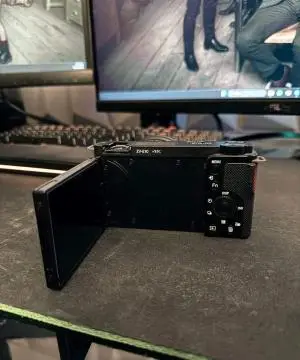 دوربین سونی مدل ZV-E10 دست دوم