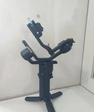 گیمبال دوربین dji rs3 mini دست دوم