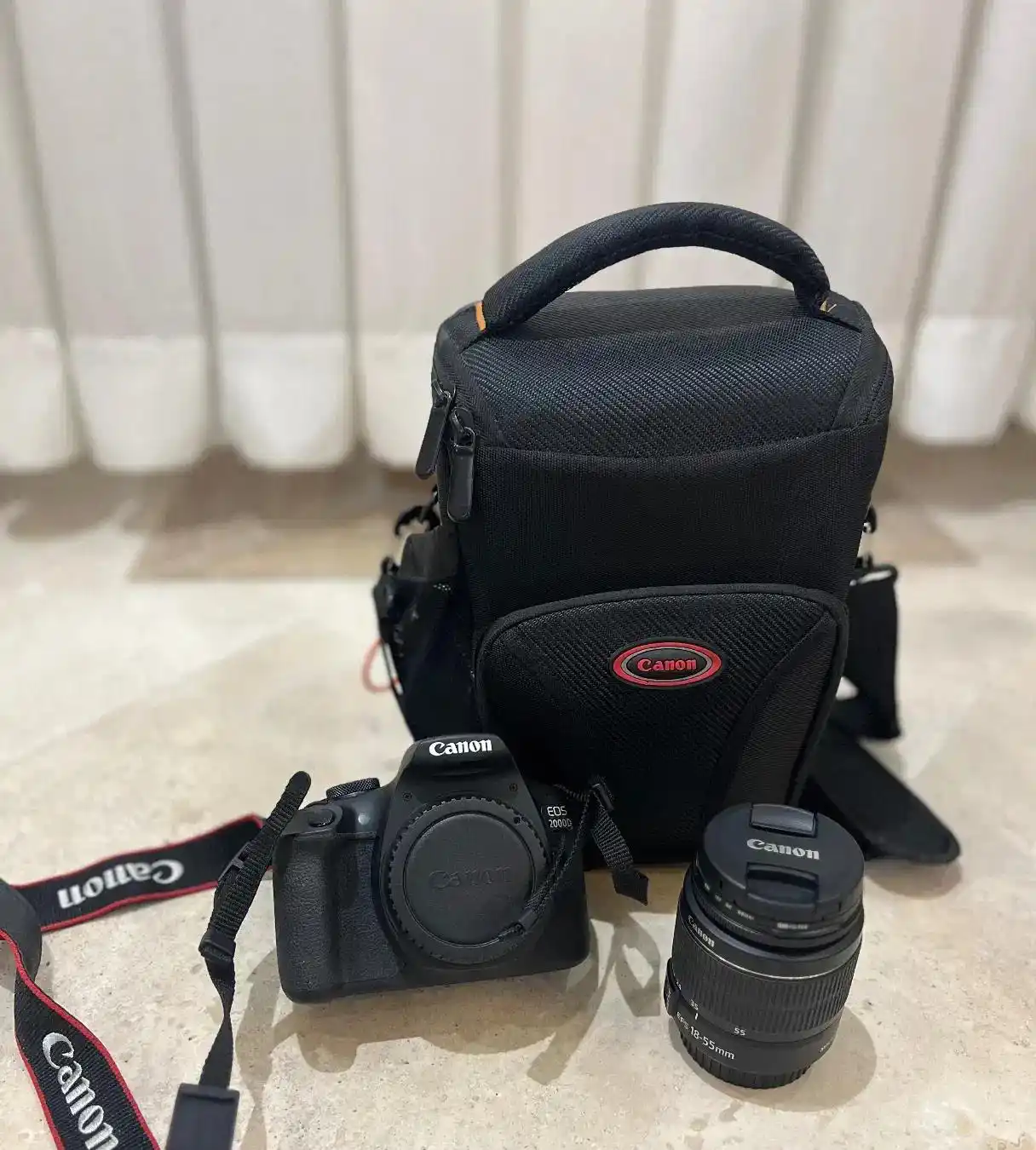 دوربین عکاسی canon 2000d دست دو