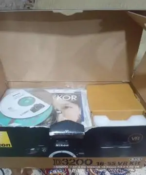 دوربین نیکون D3200 دست دوم
