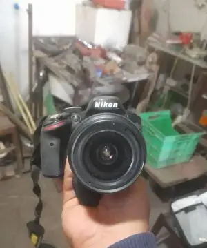 دوربین حرفه ای نیکون  Nikon D3200+18-55mm دست دوم