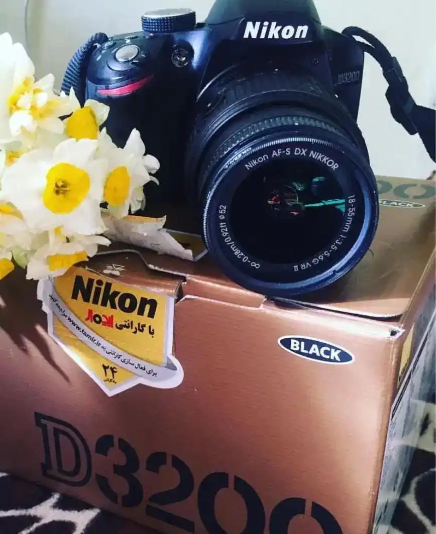 دوربین دست دو