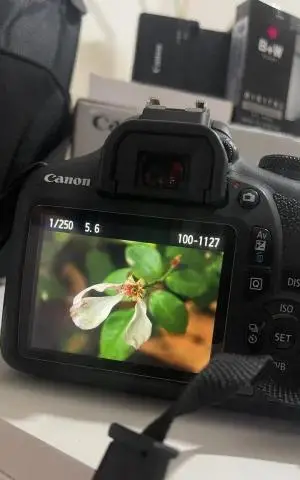 دوربین کانن | Canon 2000D+18-55mm در حد دست دوم