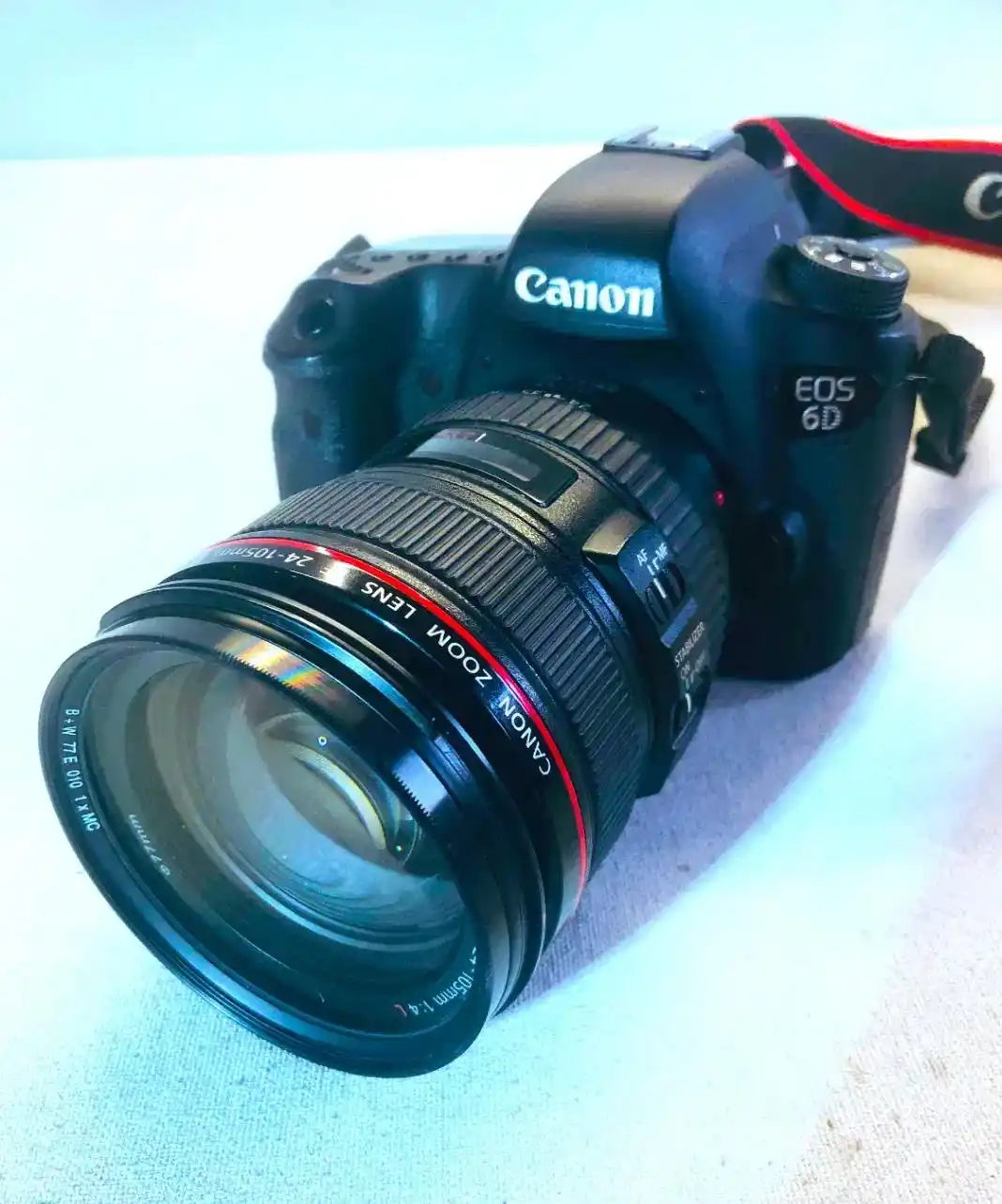 دوربین  عکاسی  کنون   Canon  6D دست دو