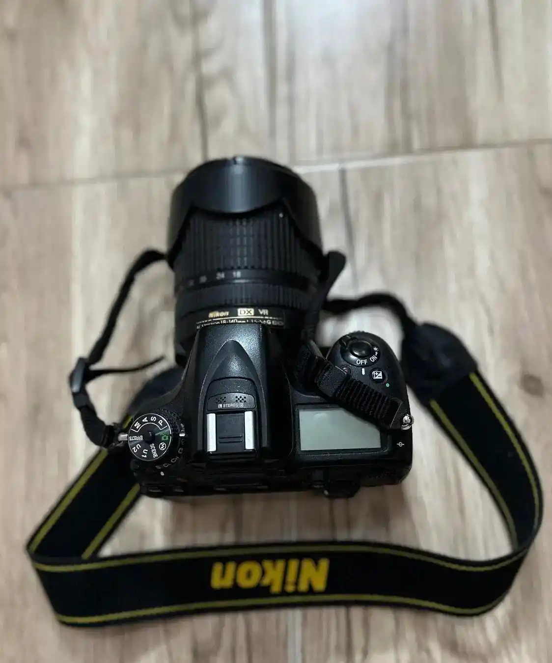 دوربین نیکون(Nikon) d7100 دست دو
