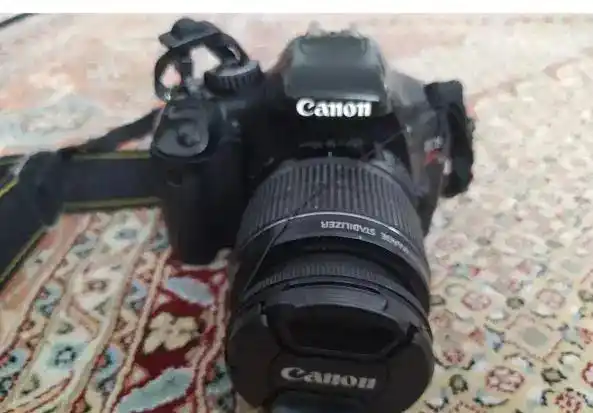 canon 550d دست دو