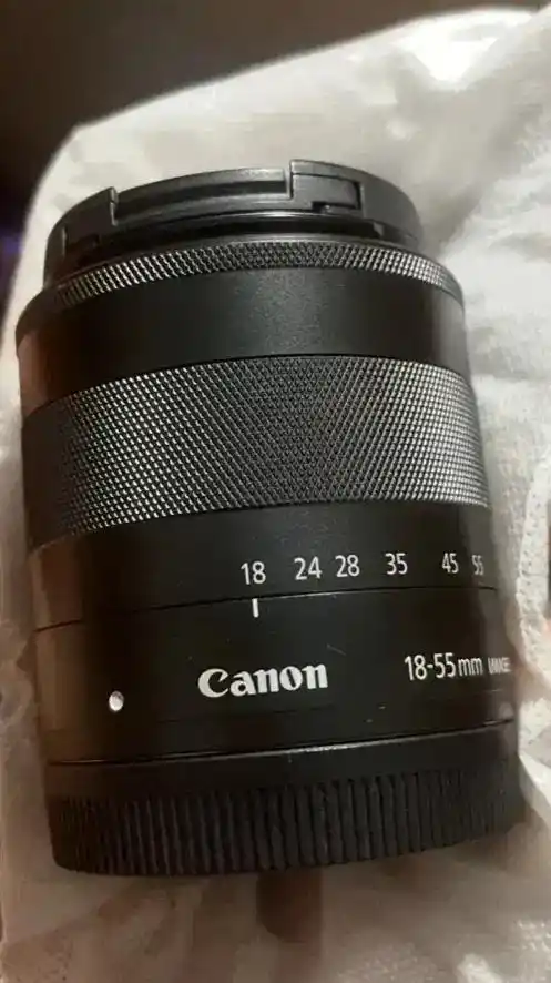 لنز کانن Canon EF-S ۱۸-۵۵mmI دست دو