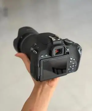 دوربین کنون800d دست دوم