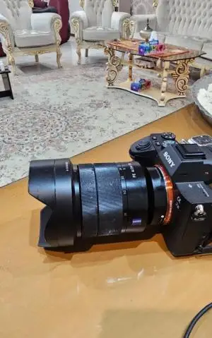 لنز سونی 24.70 زایس دست دوم