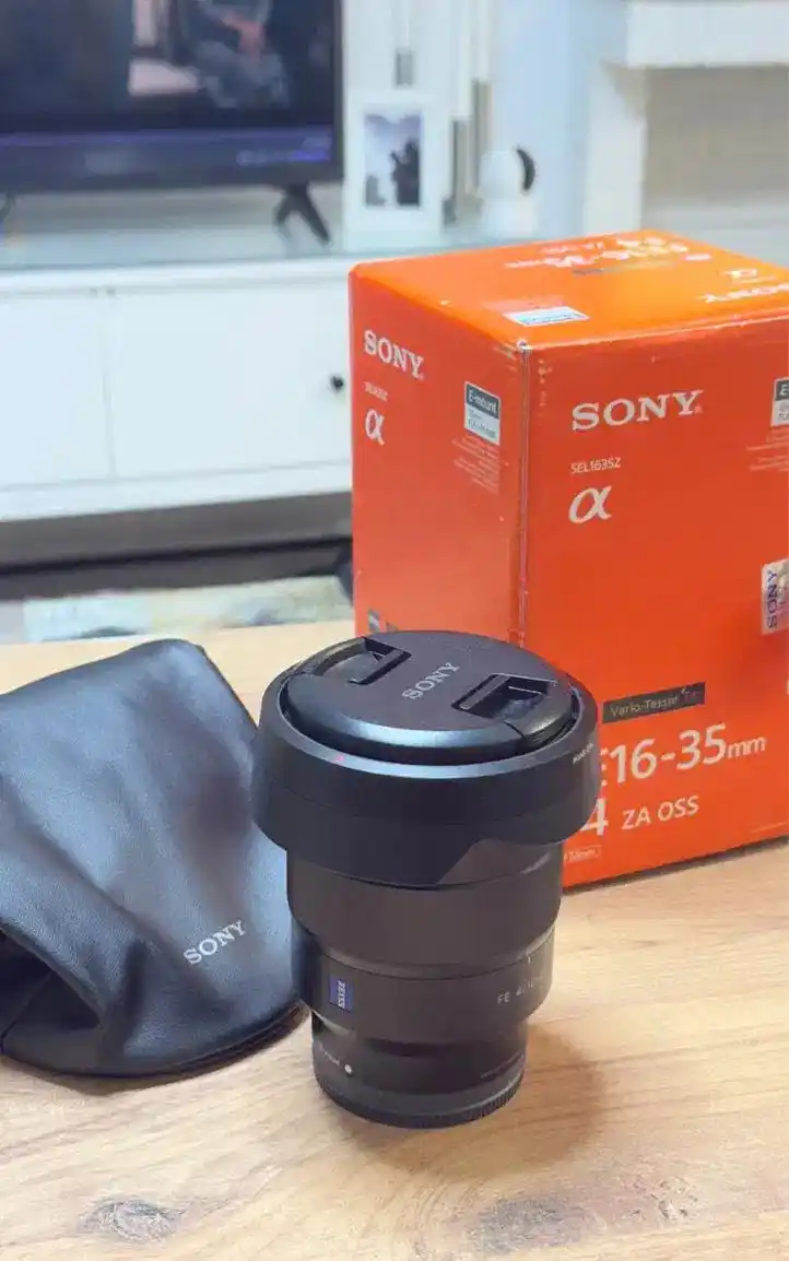 لنز سونی زایس ۳۵-۱۶ f۴ دست دو