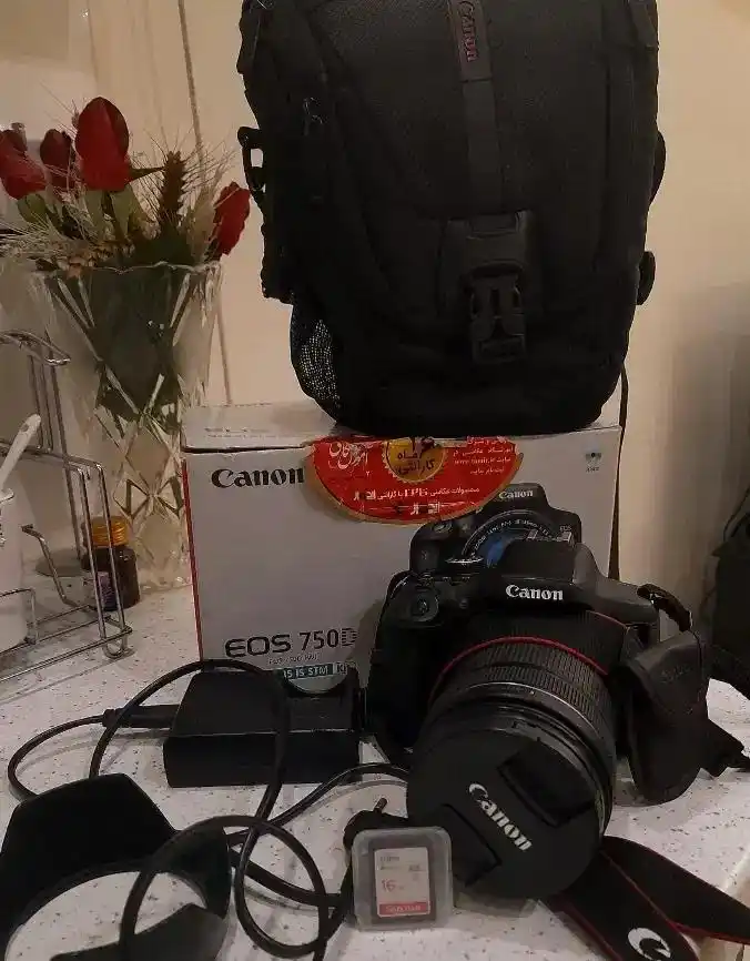 دوربین کانن canon750D لنز 18.135 دست دو