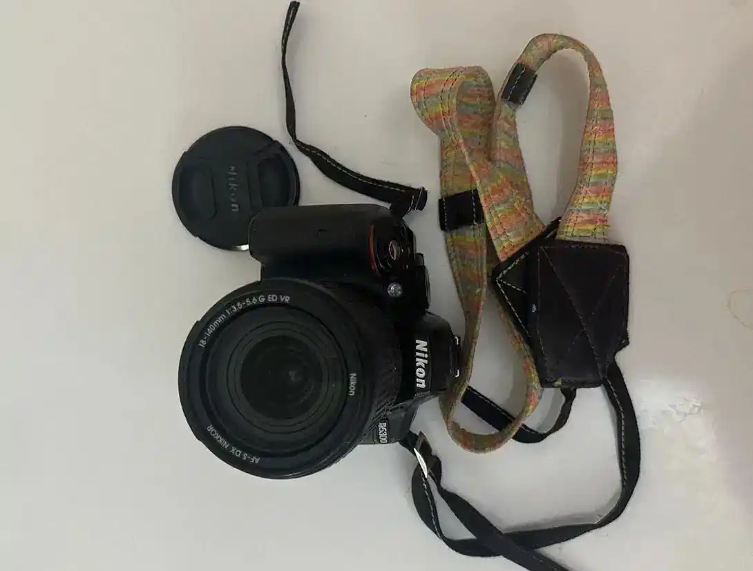 دوربین nikon D5300 دست دو