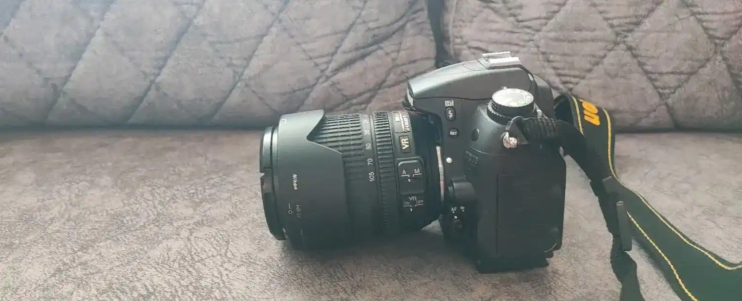 دوربین عکاسی نیکون d7000 دست دو