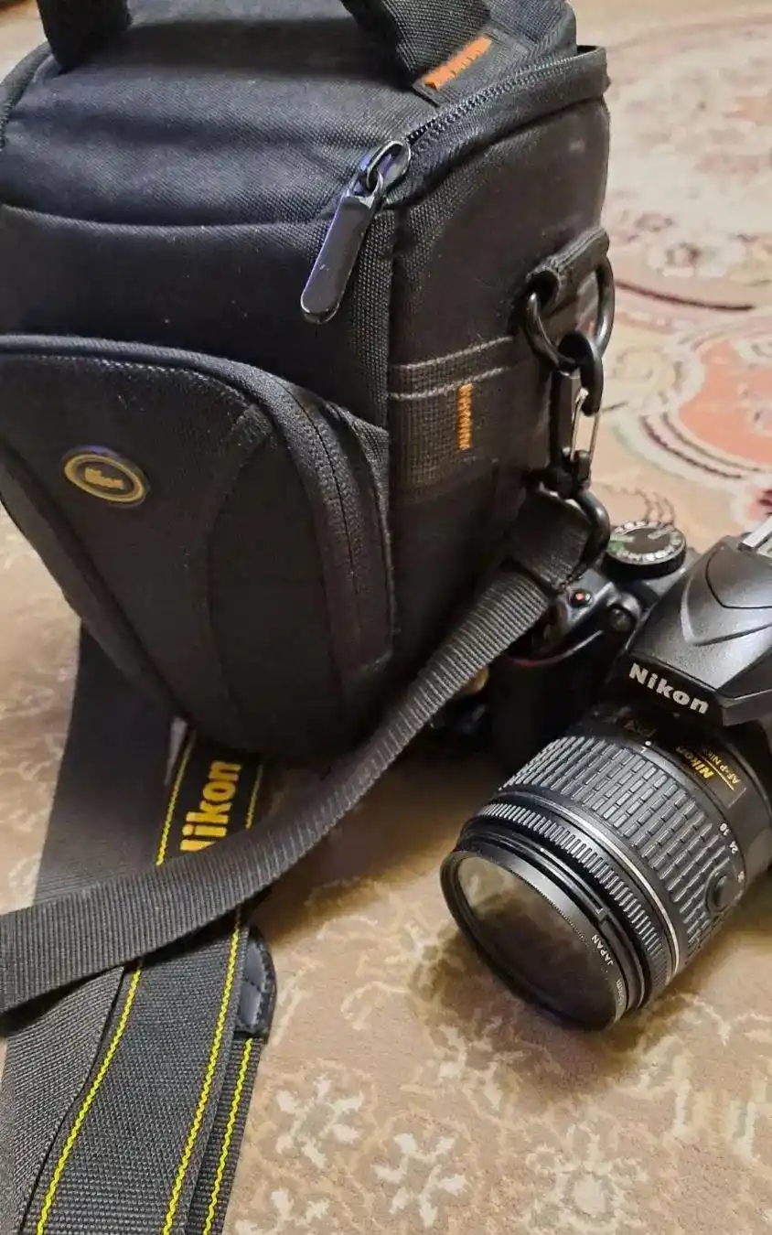 دوربین نیکون دست دو