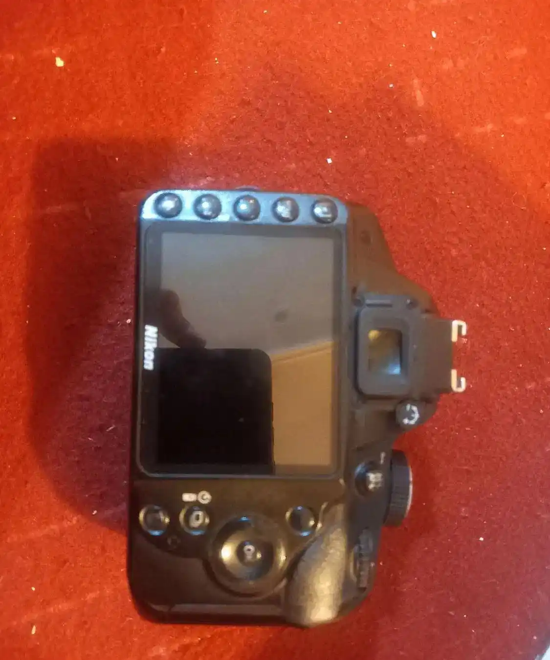 دوربین ۲۴ مگاپیکسلی دست دو