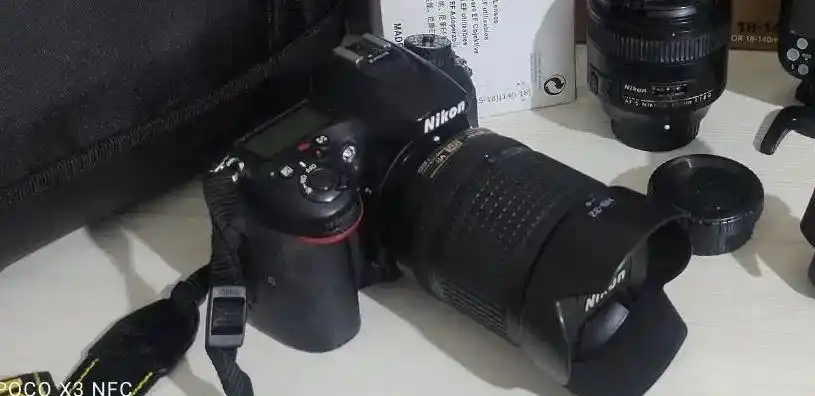 دوربین d7200 نیکون و لنز 140-18 دست دو