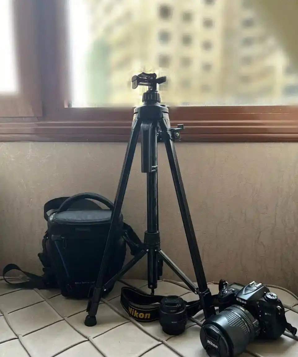 نیکون D7100 به همراه دو لنز 18-140 و 50mm F/1.8D دست دو