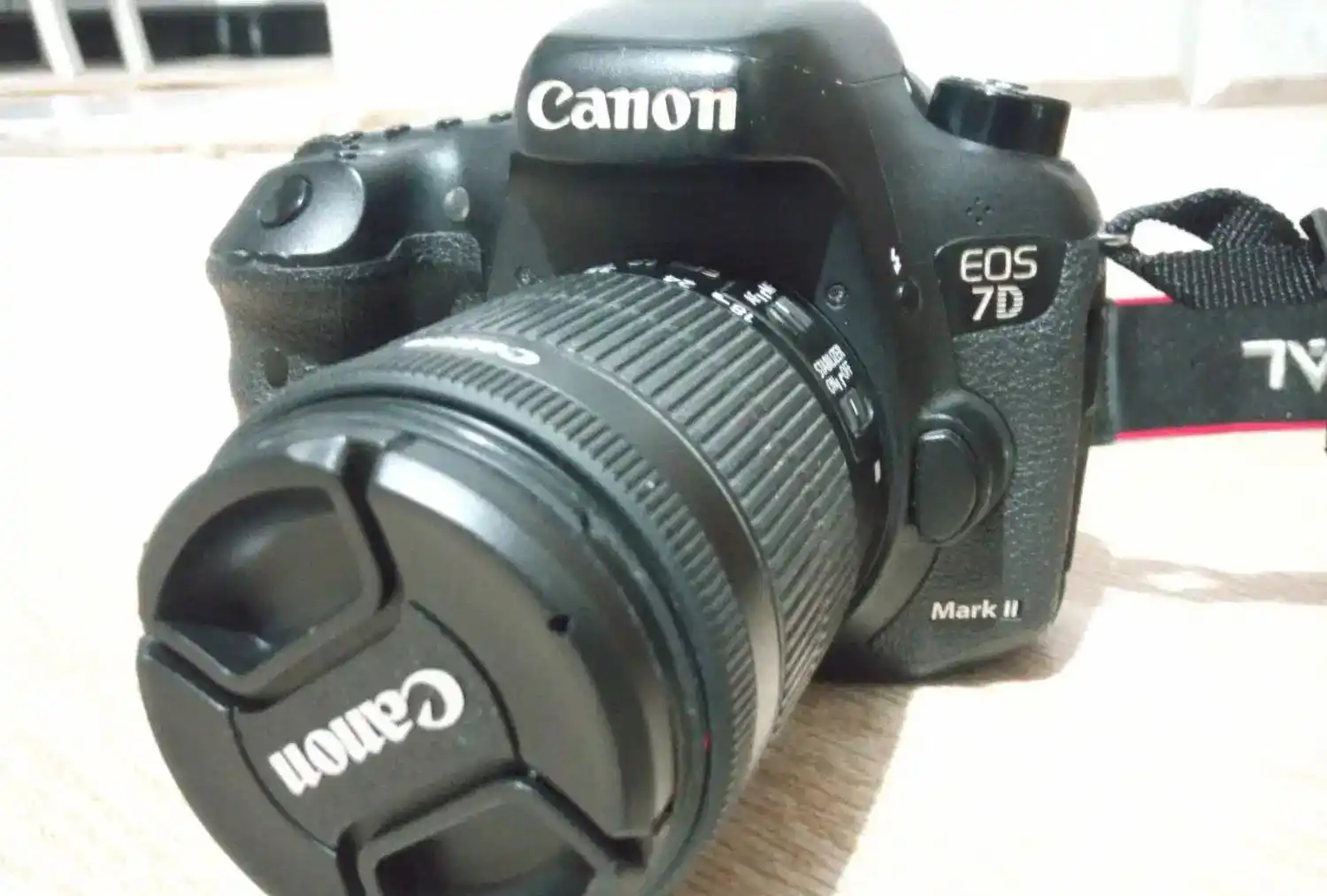 کنون ۷ دی مارک ۲ دست دو