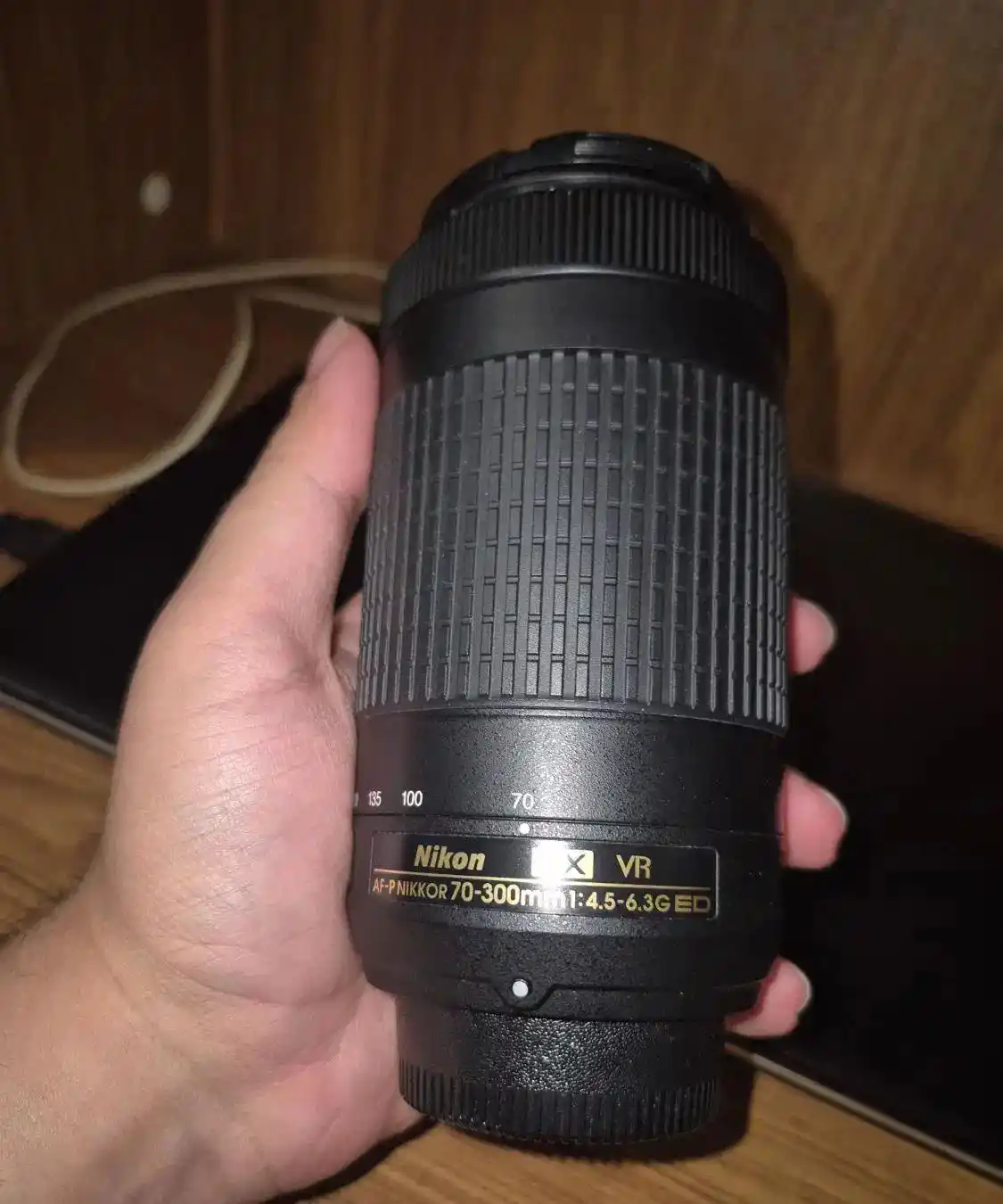 لنز نیکون DX AFP 70-300mm f4.5-6.3g ed vr دست دو