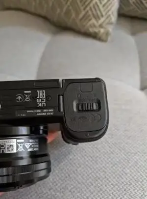 ZV-E10 BODY دست دوم