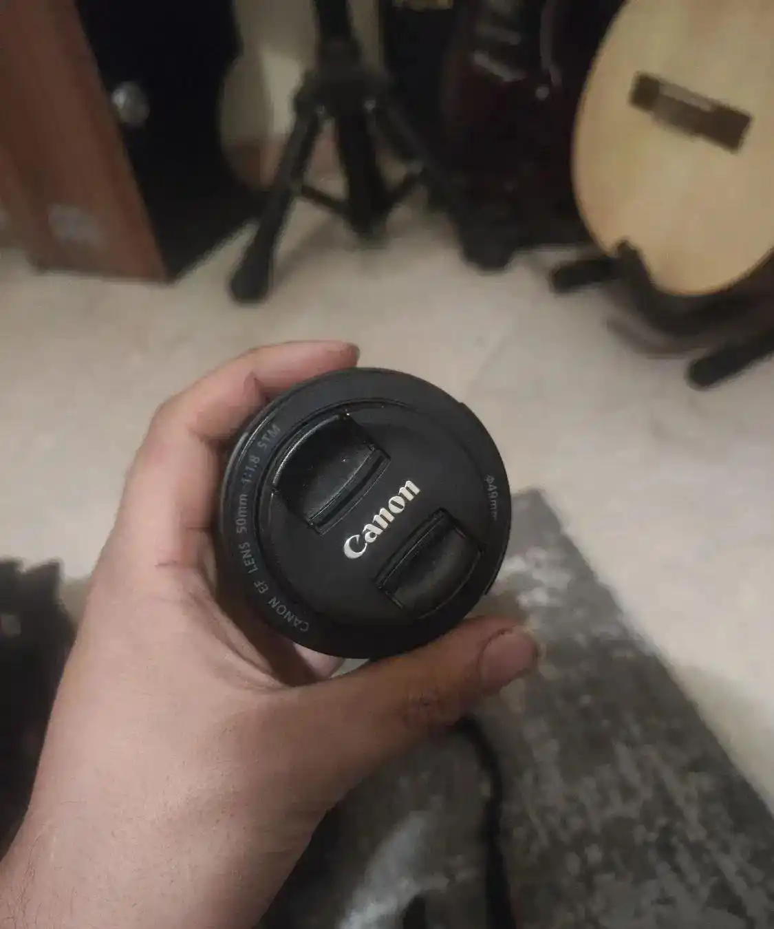 لنز  50mm 1.8stm دست دو